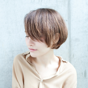長め前髪ショートボブ