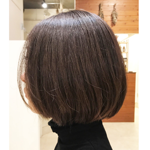 重さを残したボブです